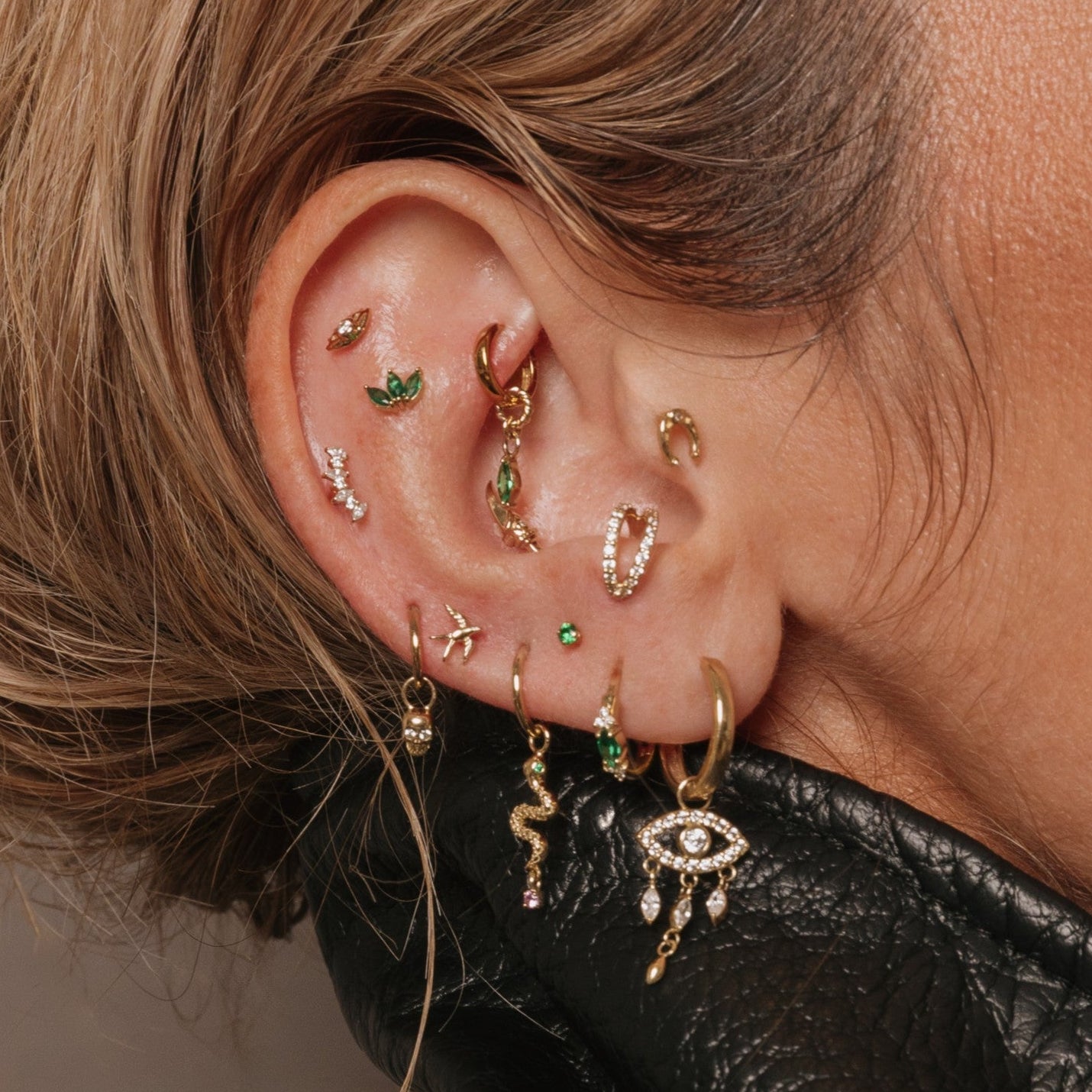 astrid miyu 14k solid yellow gold green lotus flat back labret stud earring Cartilage Studs Laura Bond