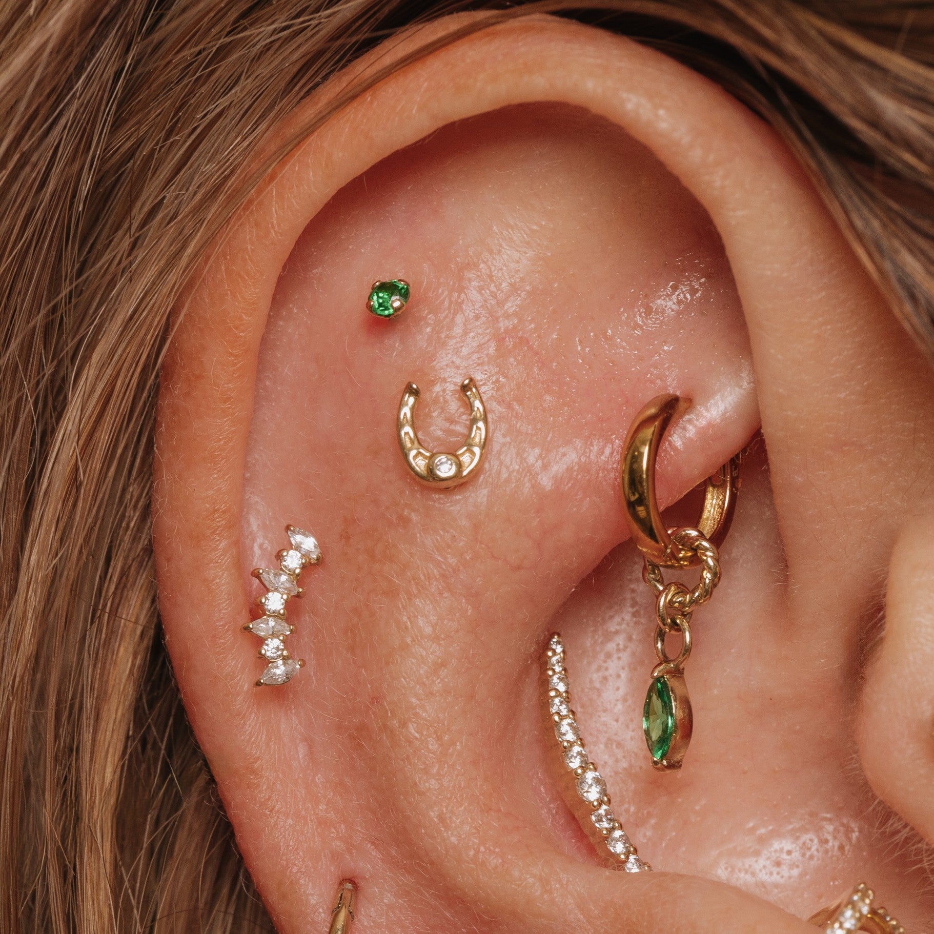 astrid miyu 9k solid yellow gold tiny green crystal gem 2mm flat back labret stud earring Cartilage Studs Laura Bond