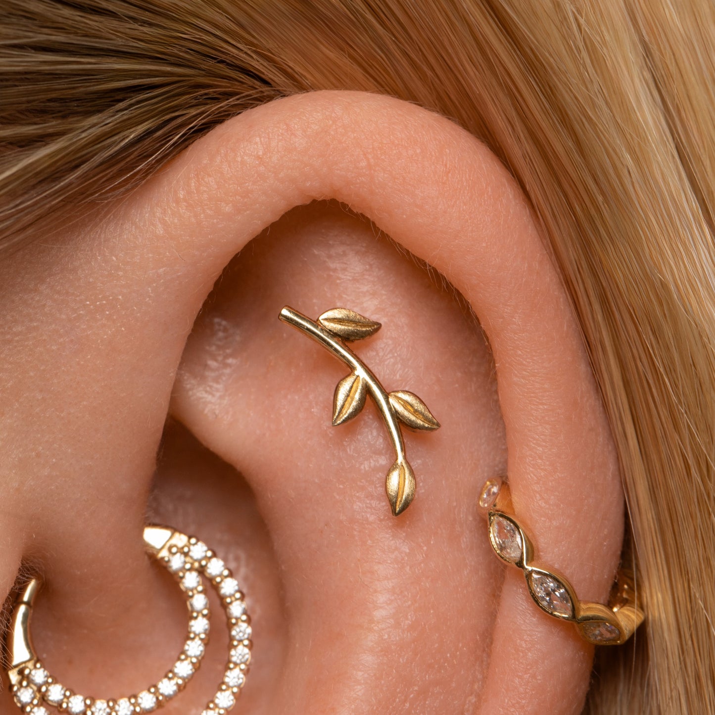 14k solid yellow gold textured vine garland flat back labret stud earring 8mm Cartilage Studs Laura Bond Maria Tash astrid miyu