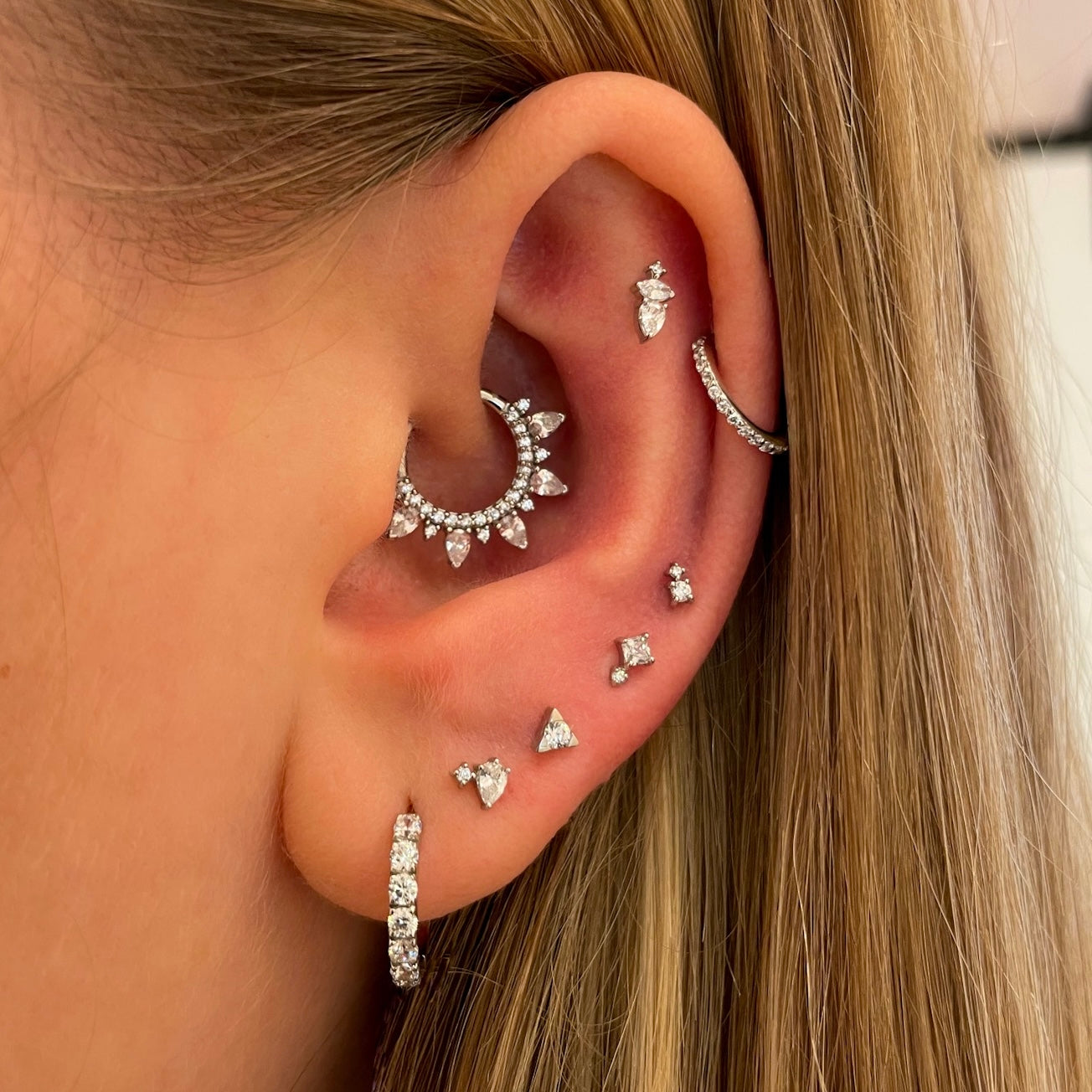 The dazzling stacking set - 9k solid white gold flat back labret stud earring set