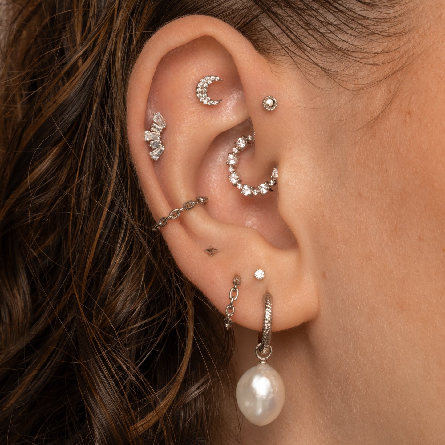 14k solid white gold Zelda flat back labret stud earring 8mm Cartilage Studs Laura Bond Maria Tash astrid miyu