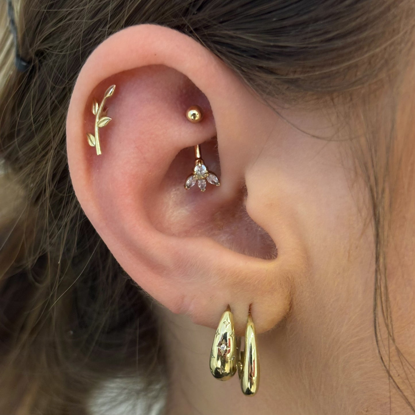 9k solid yellow gold Lotus Flower banana bar 6mm Banana Bars Laura Bond Maria Tash astrid miyu