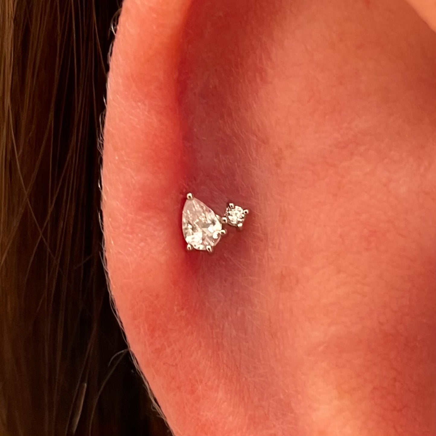 9k solid white gold tiny Cassia pear and round crystal flat back labret stud earring 6mm