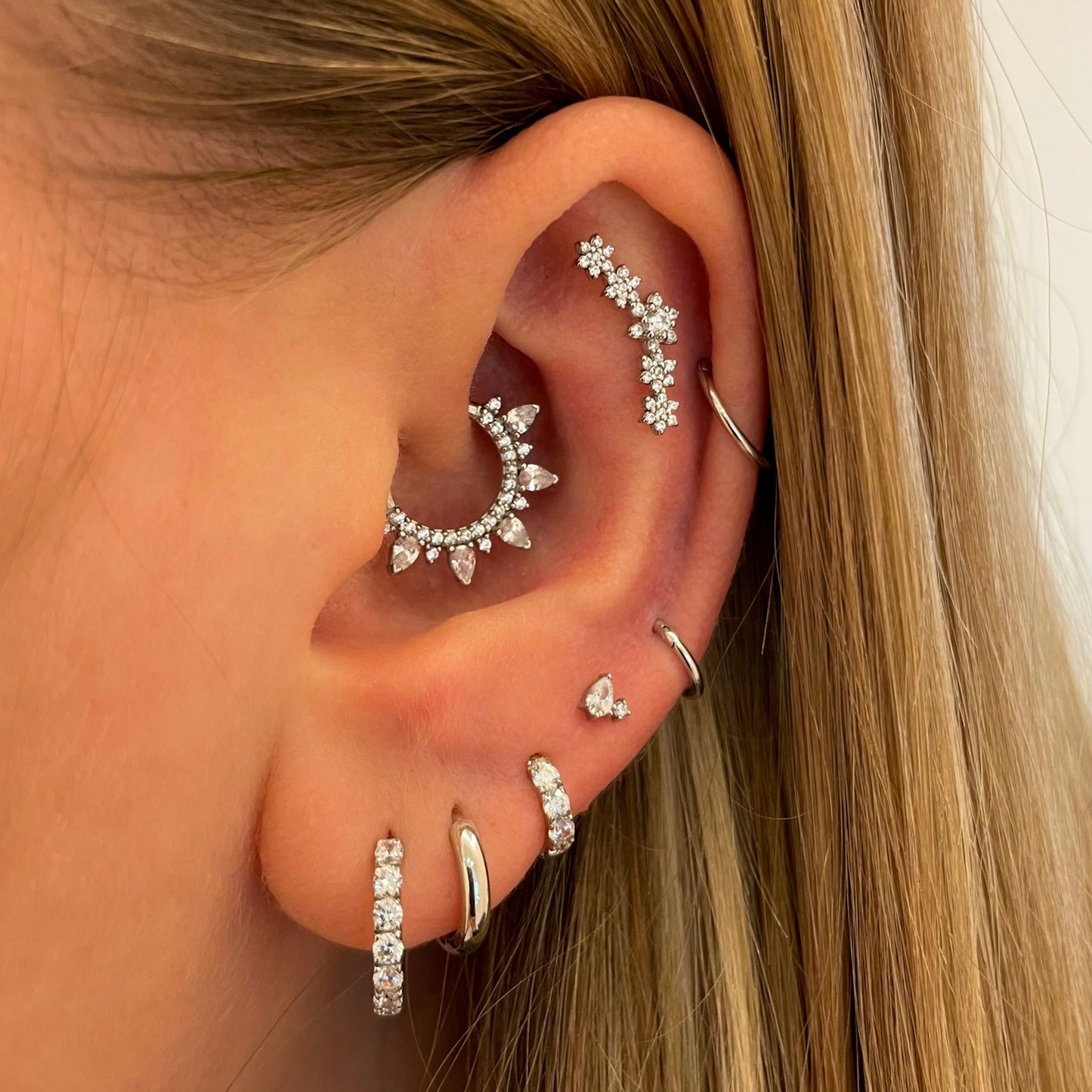 9k solid white gold flower crown flat back labret climber stud earring 6mm