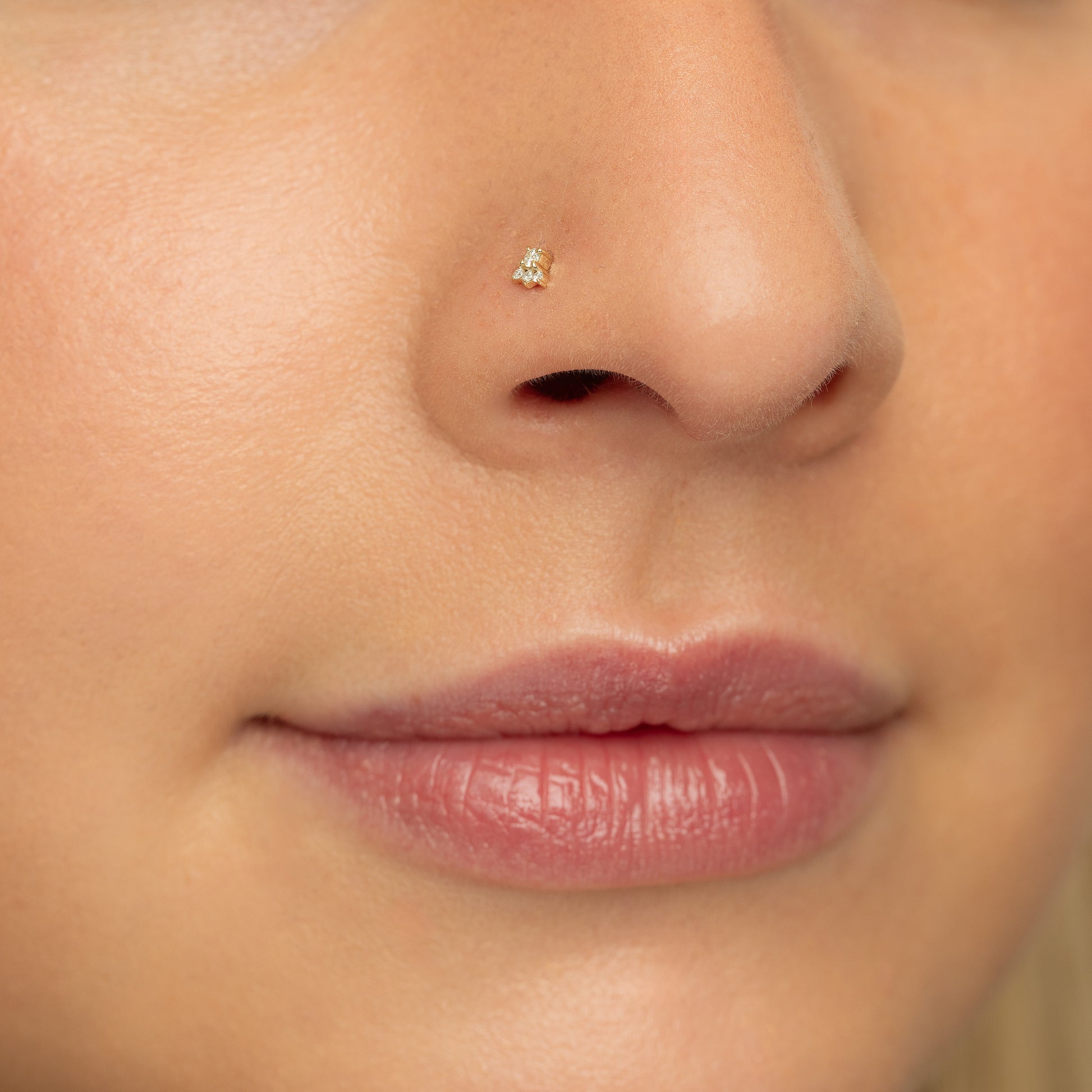 astrid miyu Diamonds by Laura Bond - 14k solid yellow gold Elsie flat back labret stud earring Cartilage Studs Laura Bond