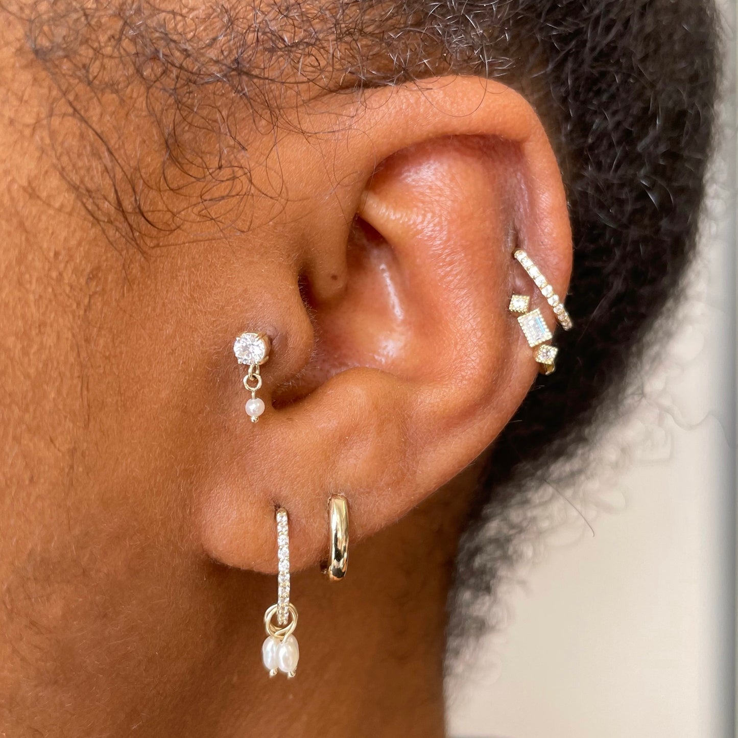 9k solid yellow gold hanging crystal and Pearl flat back labret stud earring 6mm