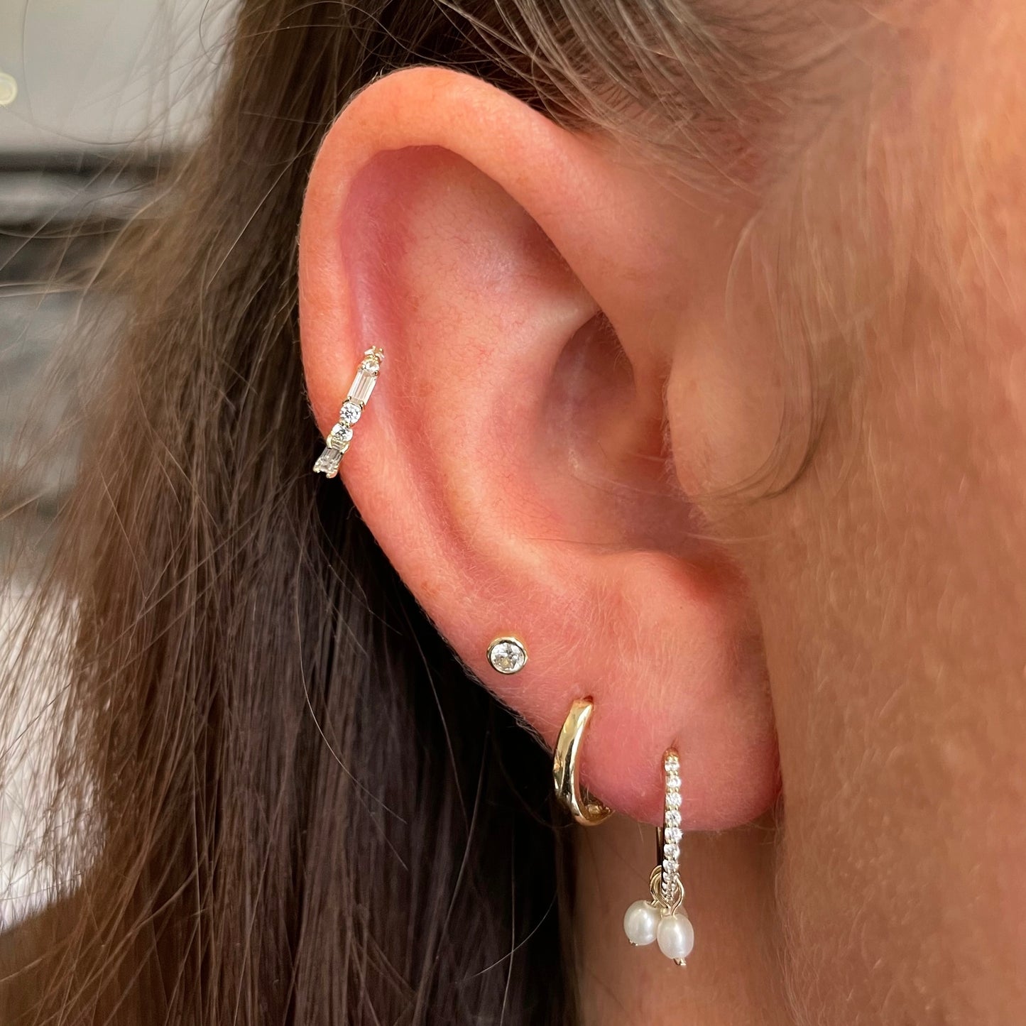 astrid miyu 14k solid yellow bezel set crystal single gem flat back labret stud earring 8mm Cartilage Studs Laura Bond