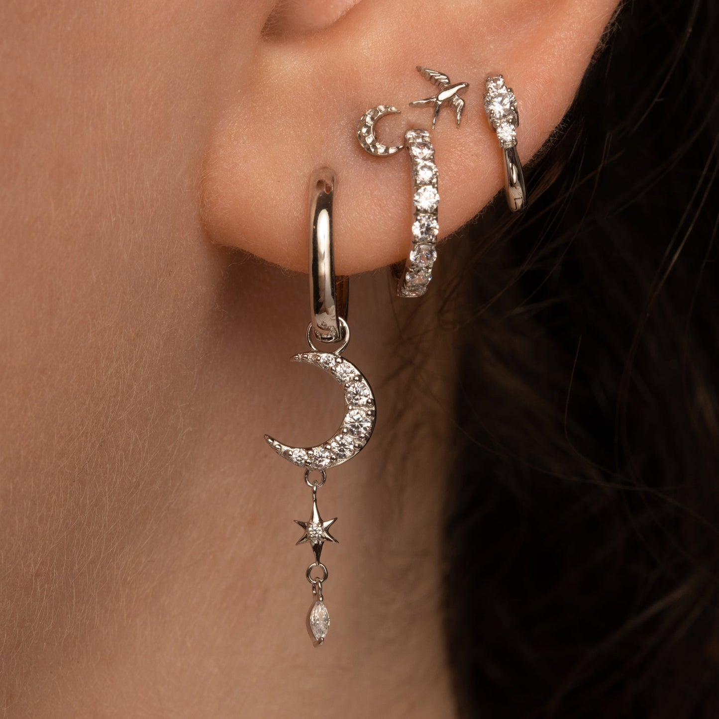 9k solid white gold 10mm Vespera huggie hoop earring pair