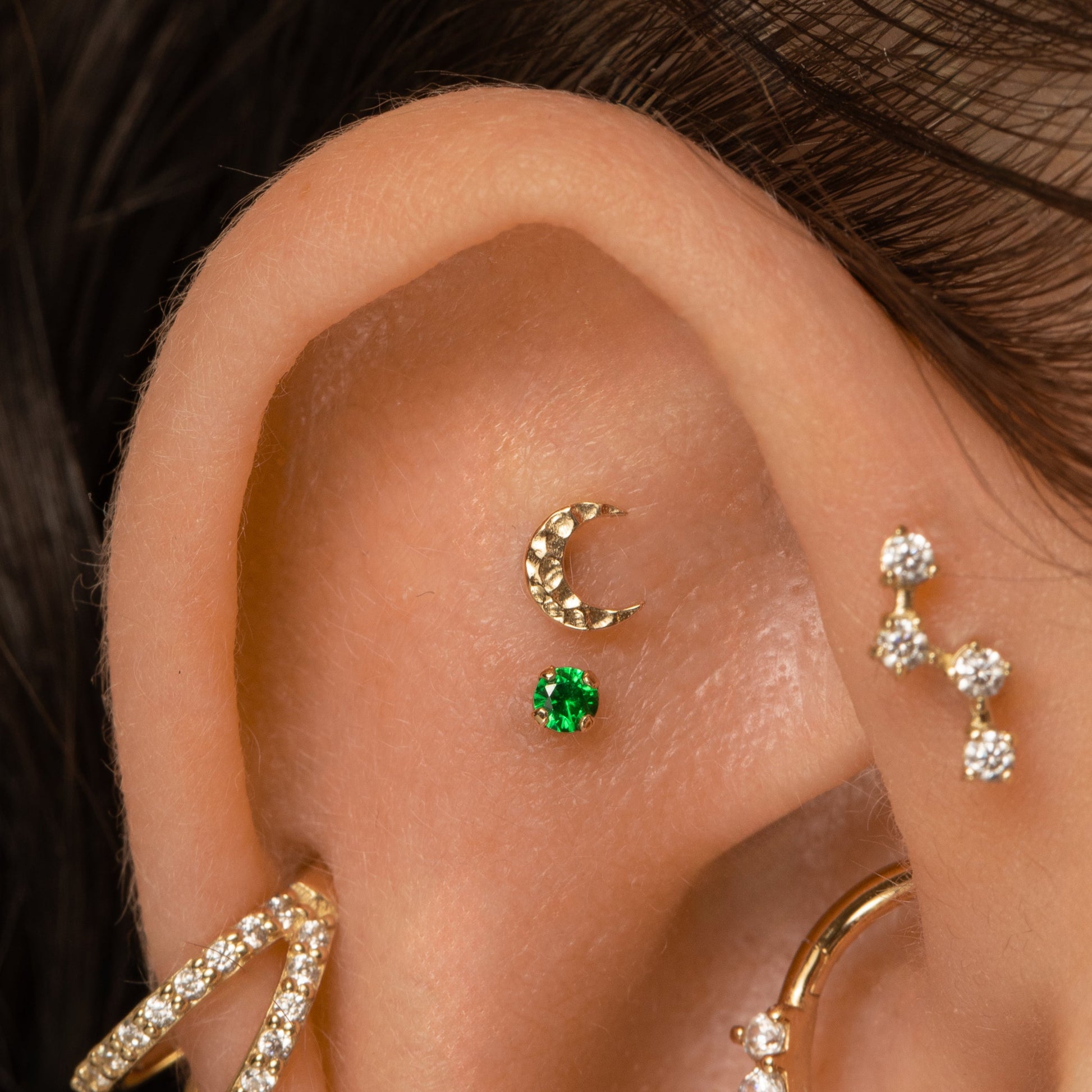 astrid miyu 9k solid yellow gold tiny green crystal gem 2mm flat back labret stud earring Cartilage Studs Laura Bond