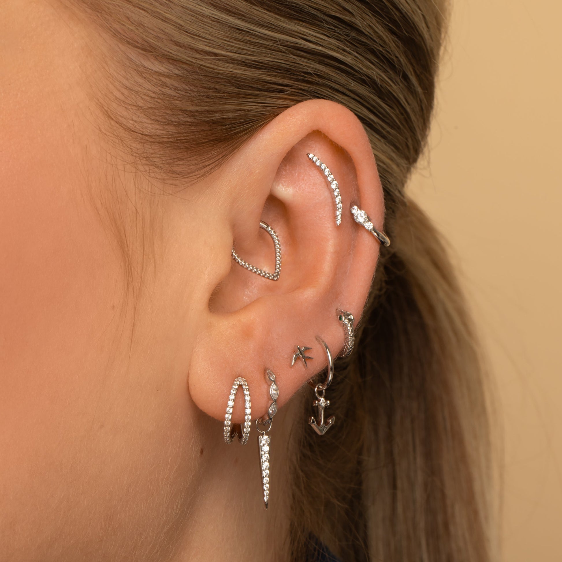 astrid miyu 9k solid white gold Aurora curved flat back labret stud earring Cartilage Studs Laura Bond