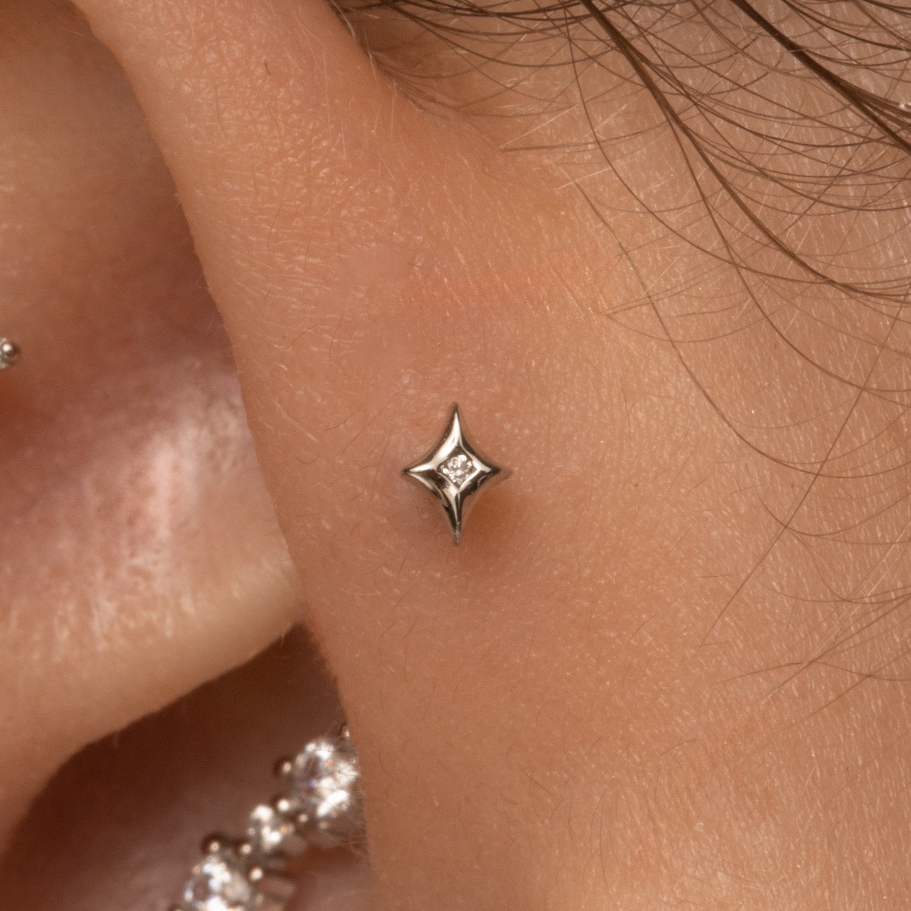 9k solid white gold tiny Glow flat back labret stud earring 6mm Cartilage Studs Laura Bond Maria Tash astrid miyu