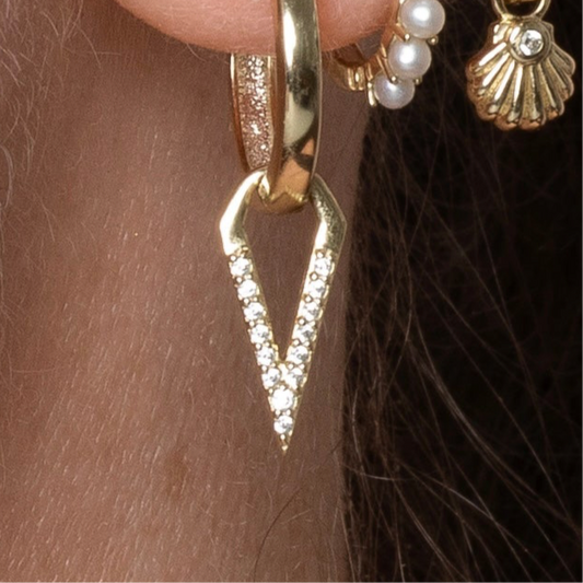 Charmed by Laura Bond - 9k solid yellow gold shards of light Chains and Charms Laura Bond Maria Tash astrid miyu