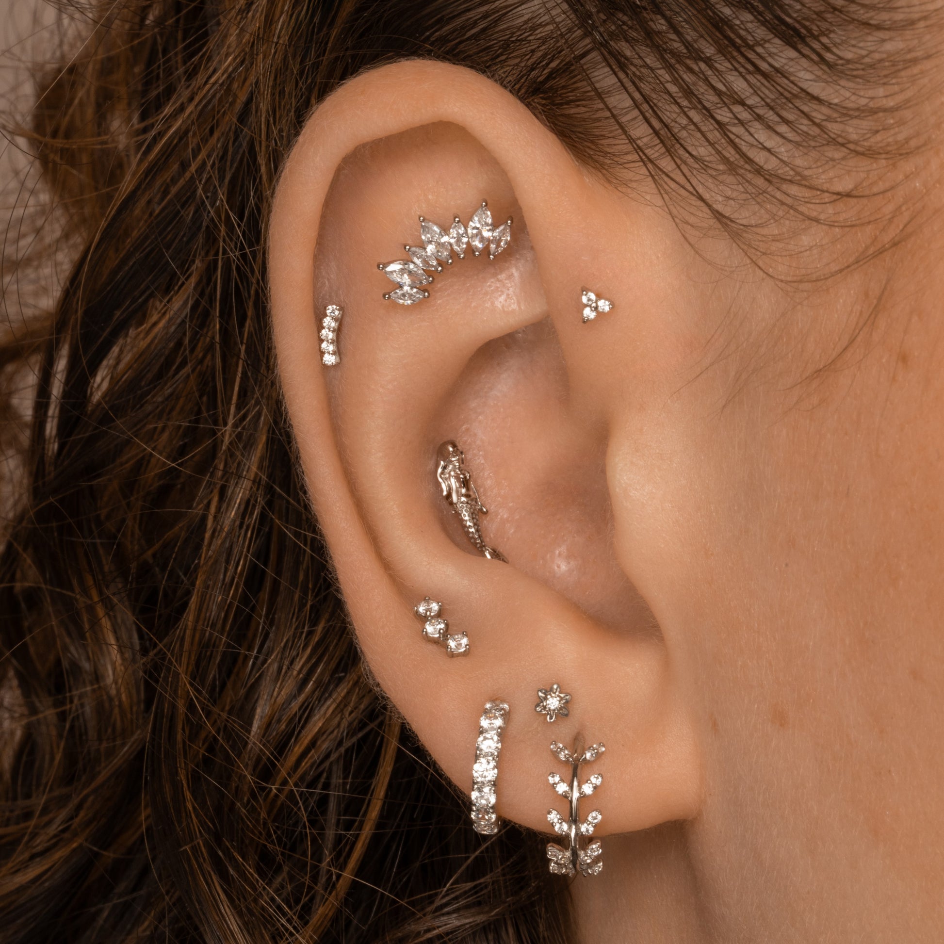 9k solid white gold tiny trio flat back labret stud earring 6mm