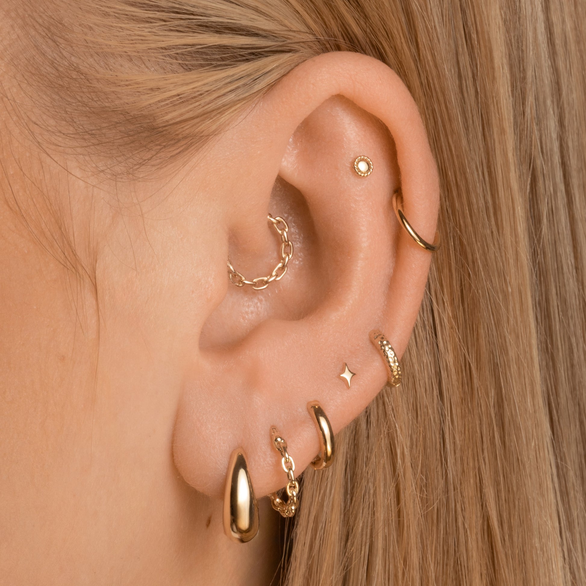 14k solid yellow gold Glimmer flat back labret stud earring 8mm Cartilage Studs LAURA BOND Maria Tash