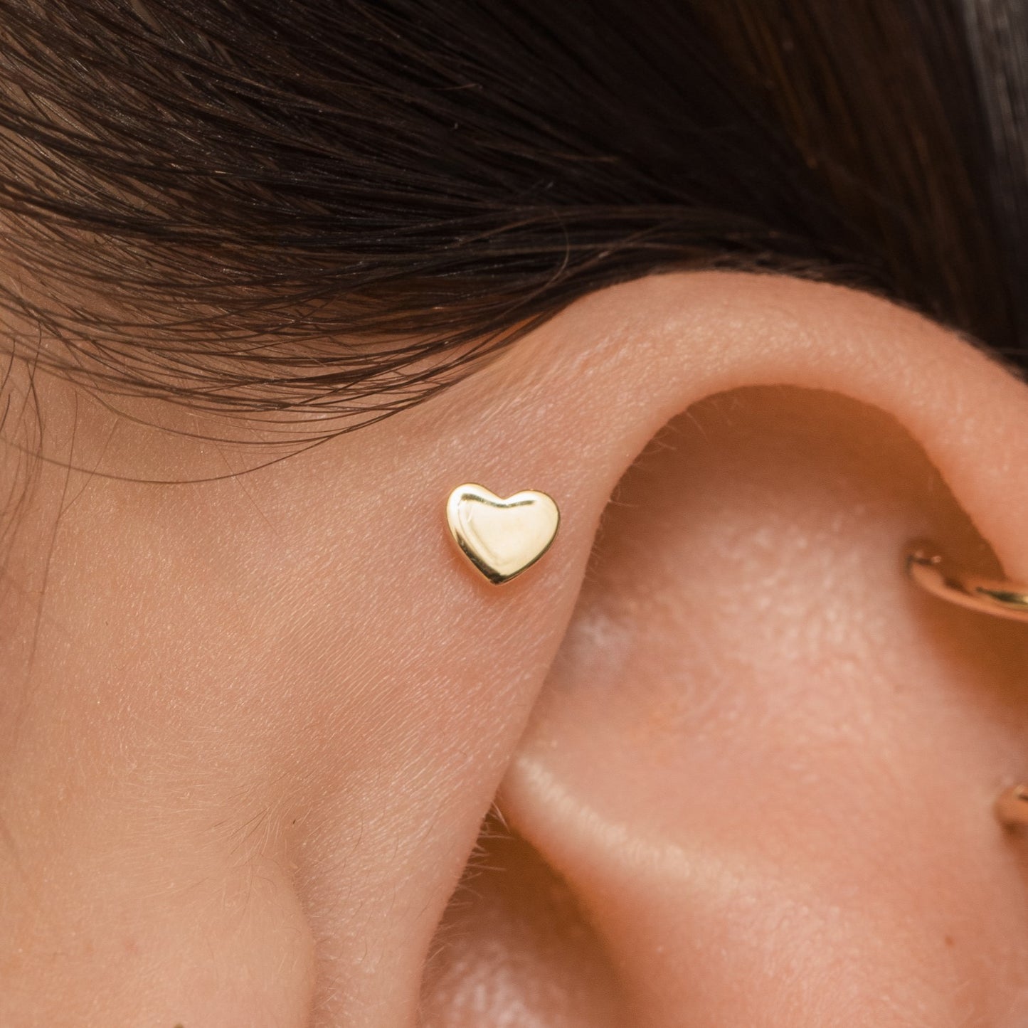 9k solid yellow gold Adore flat back labret stud earring 6mm Cartilage Studs Laura Bond Maria Tash astrid miyu
