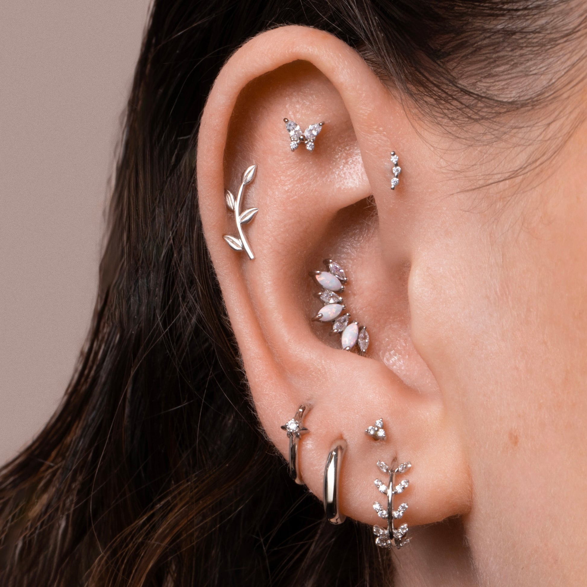 9k solid white gold tiny butterfly flat back labret stud earring