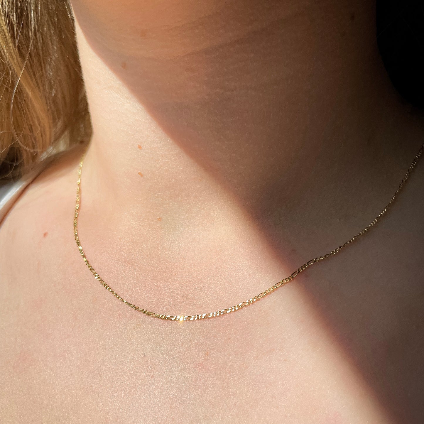 9k solid yellow gold 18" figaro necklace chain