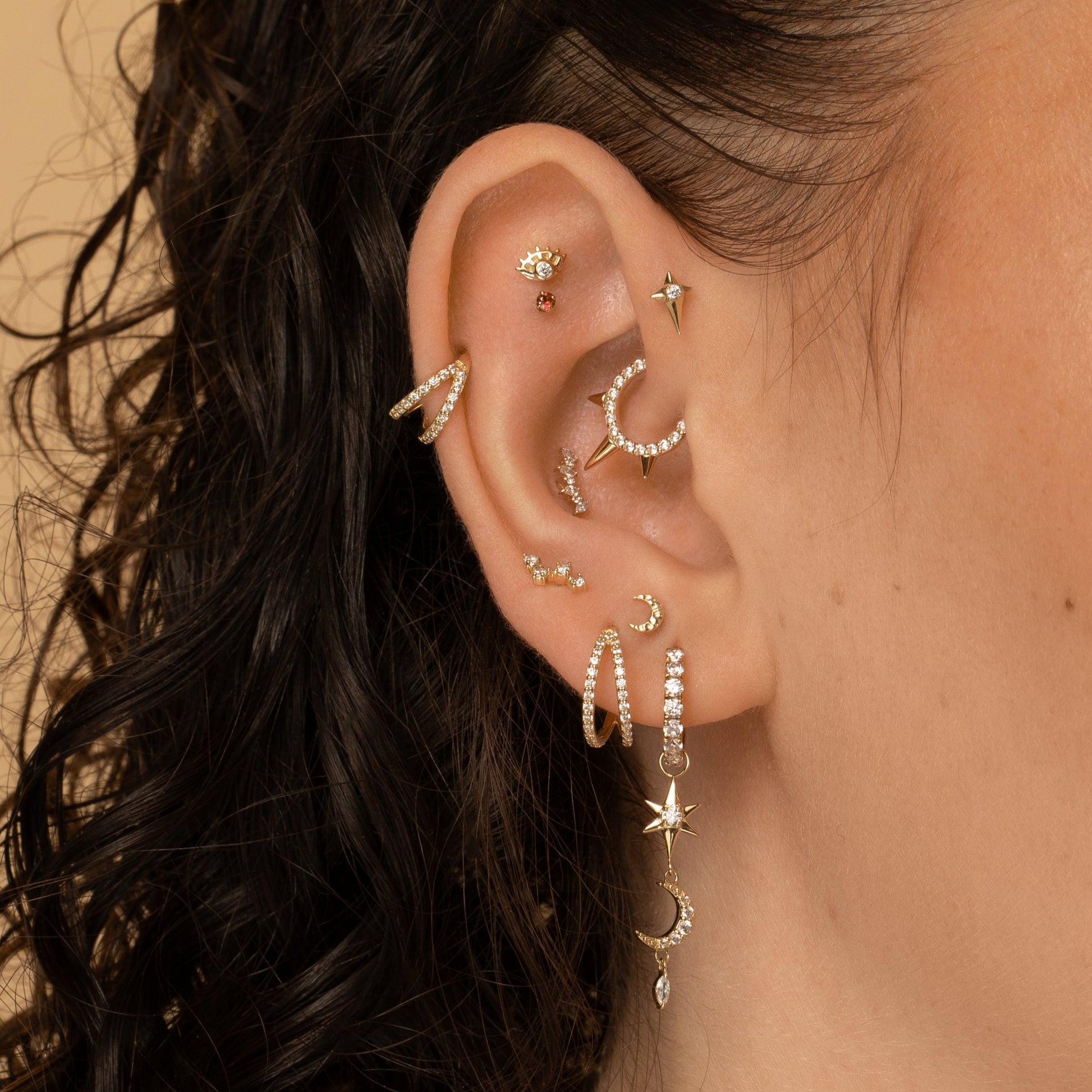 astrid miyu 9k solid yellow gold tiny red crystal gem 2mm flat back labret stud earring Cartilage Studs Laura Bond