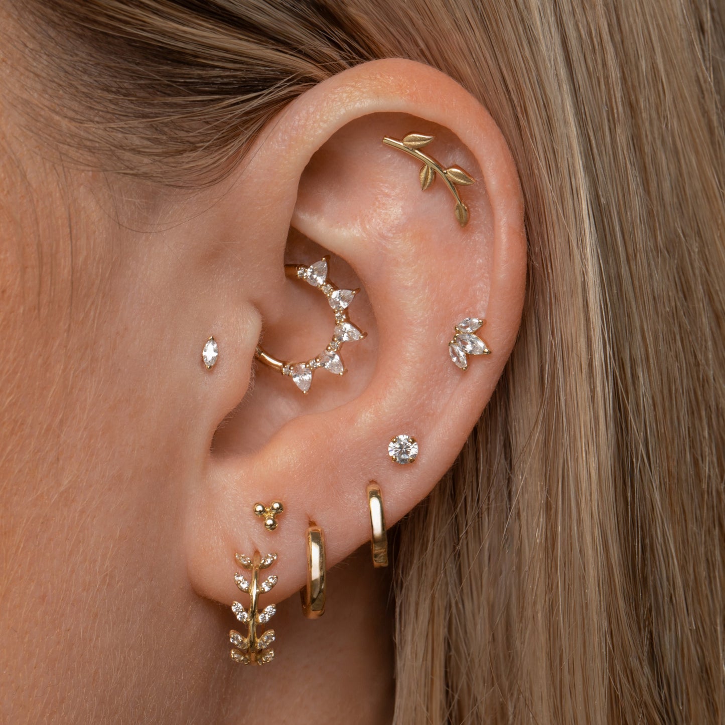 14k solid yellow gold single crystal gem flat back labret stud earring 8mm Cartilage Studs Laura Bond Maria Tash