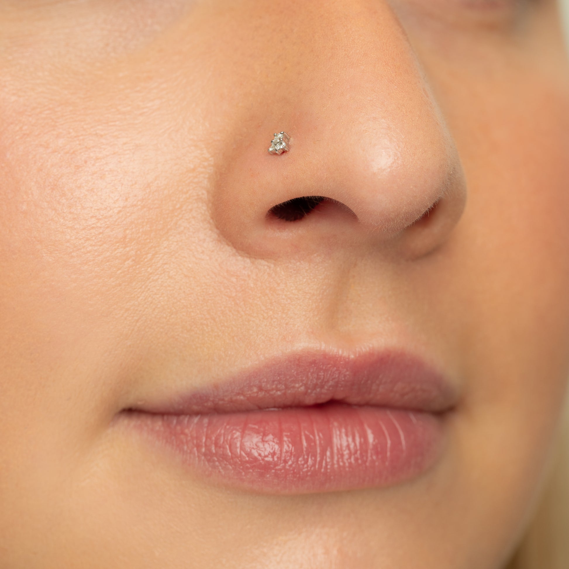Diamonds by Laura Bond - 14k solid white gold Elsie flat back labret stud earring Cartilage Studs Laura Bond Maria Tash astrid miyu