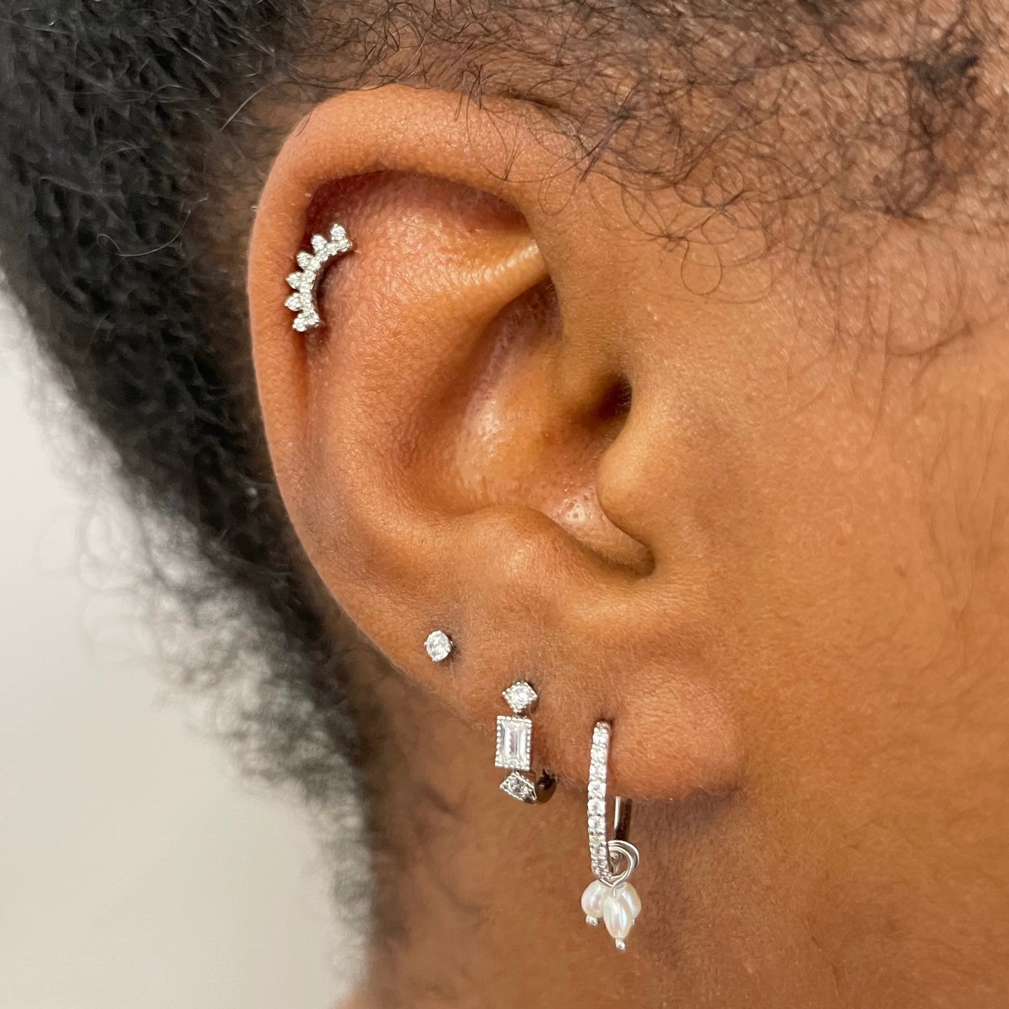 14k solid white gold tiny crystal gem flat back labret stud earring 8mm