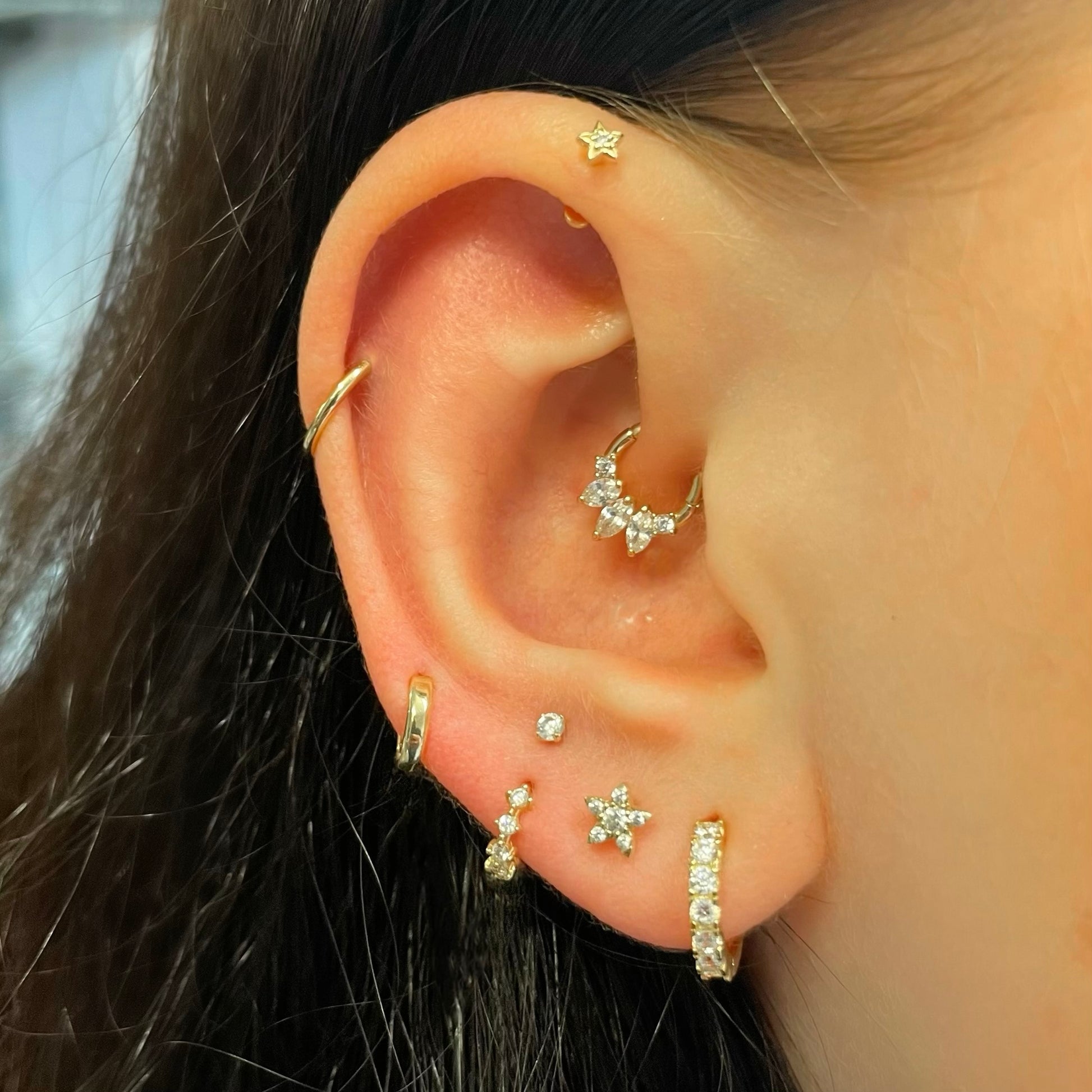 9k solid yellow gold crystal star flat back labret stud earring - Laura Bond jewellery