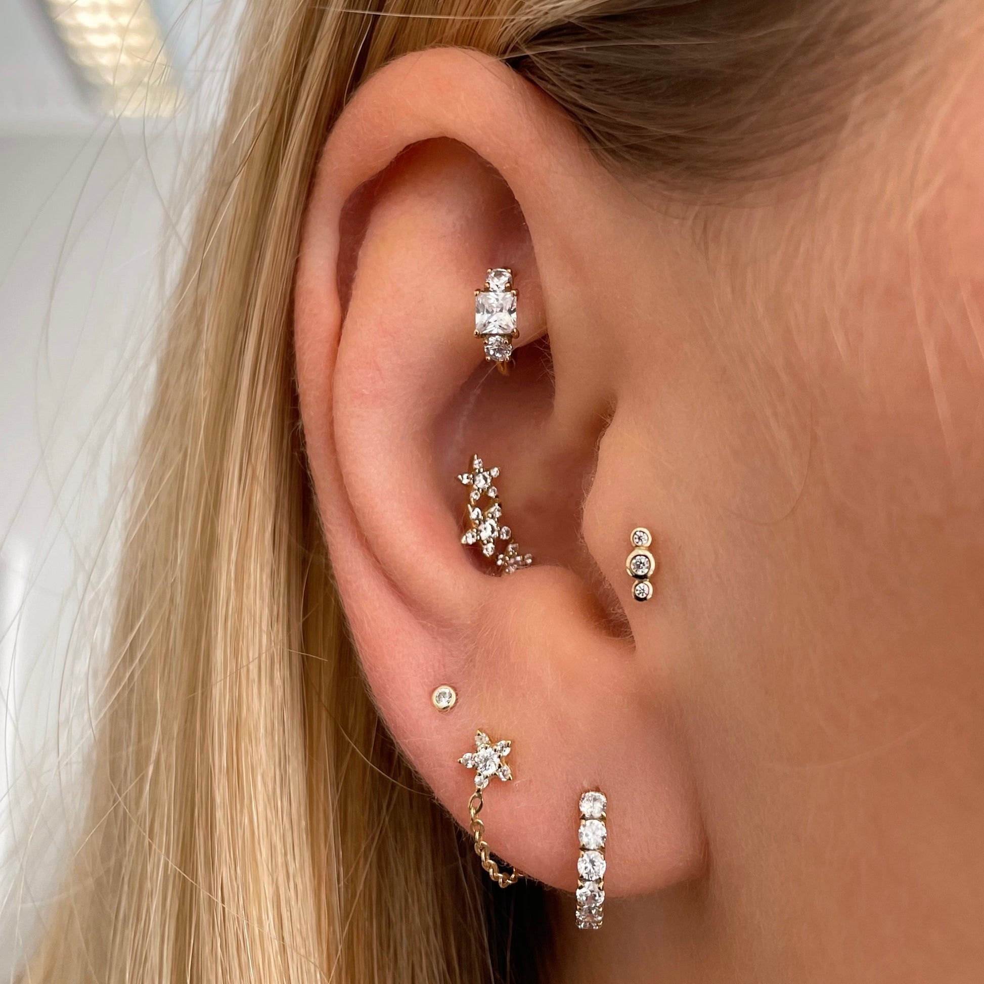 14k solid yellow gold star garland flat back labret stud earring 8mm - LAURA BOND jewellery