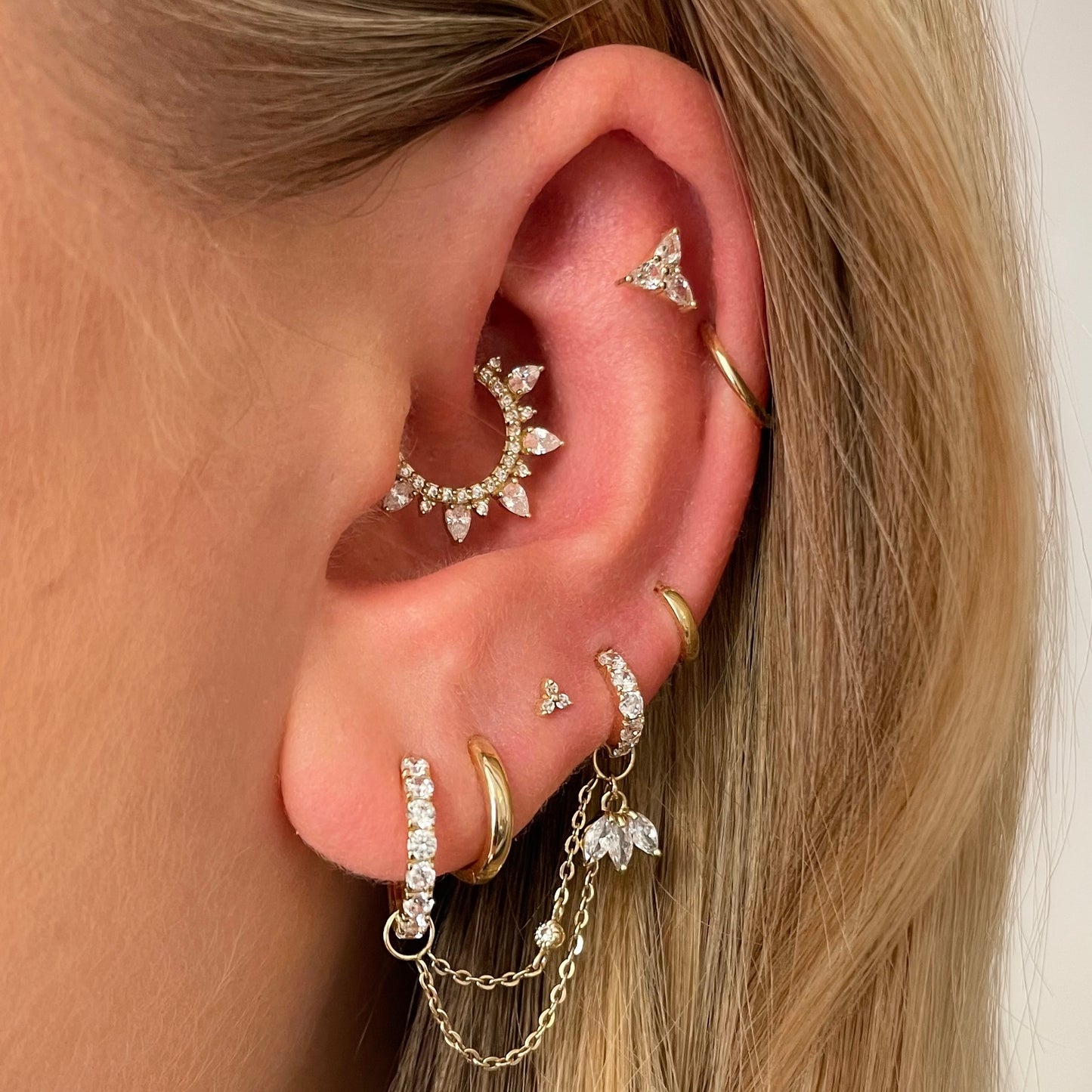 9k solid yellow gold Isolde hoop for daith or septum