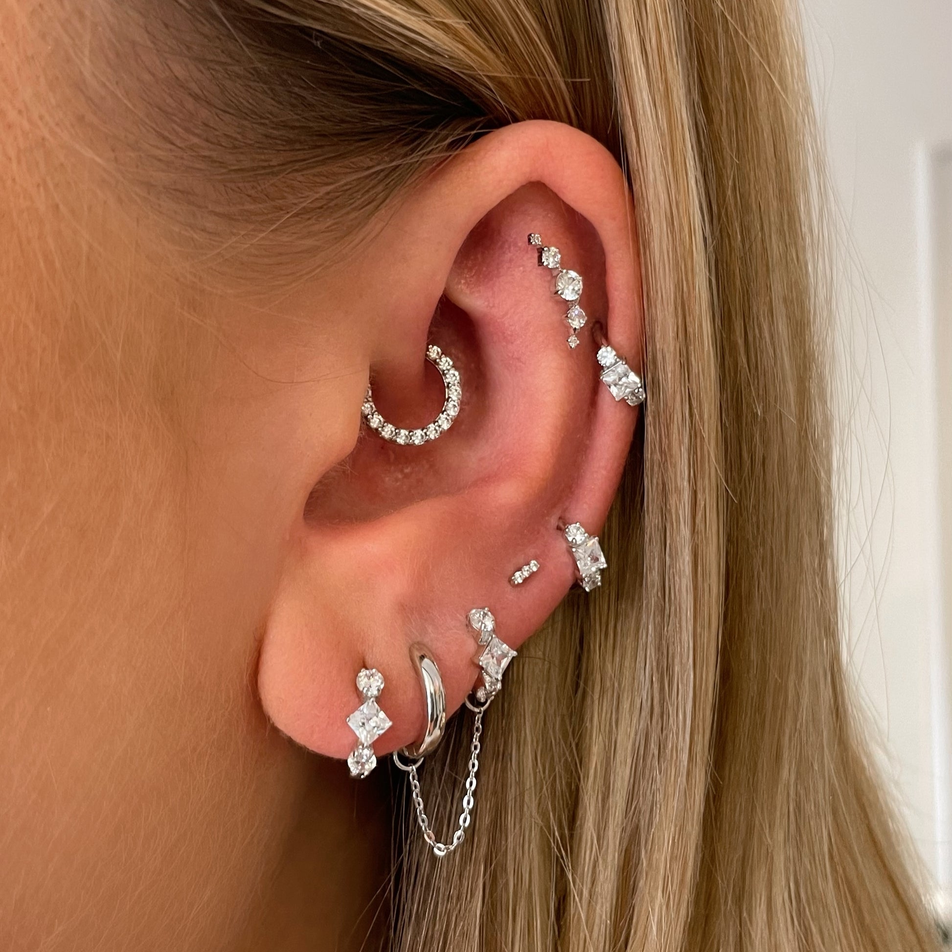 14k solid white gold Astraea flat back labret stud earring 8mm Cartilage Studs Laura Bond Maria Tash astrid miyu