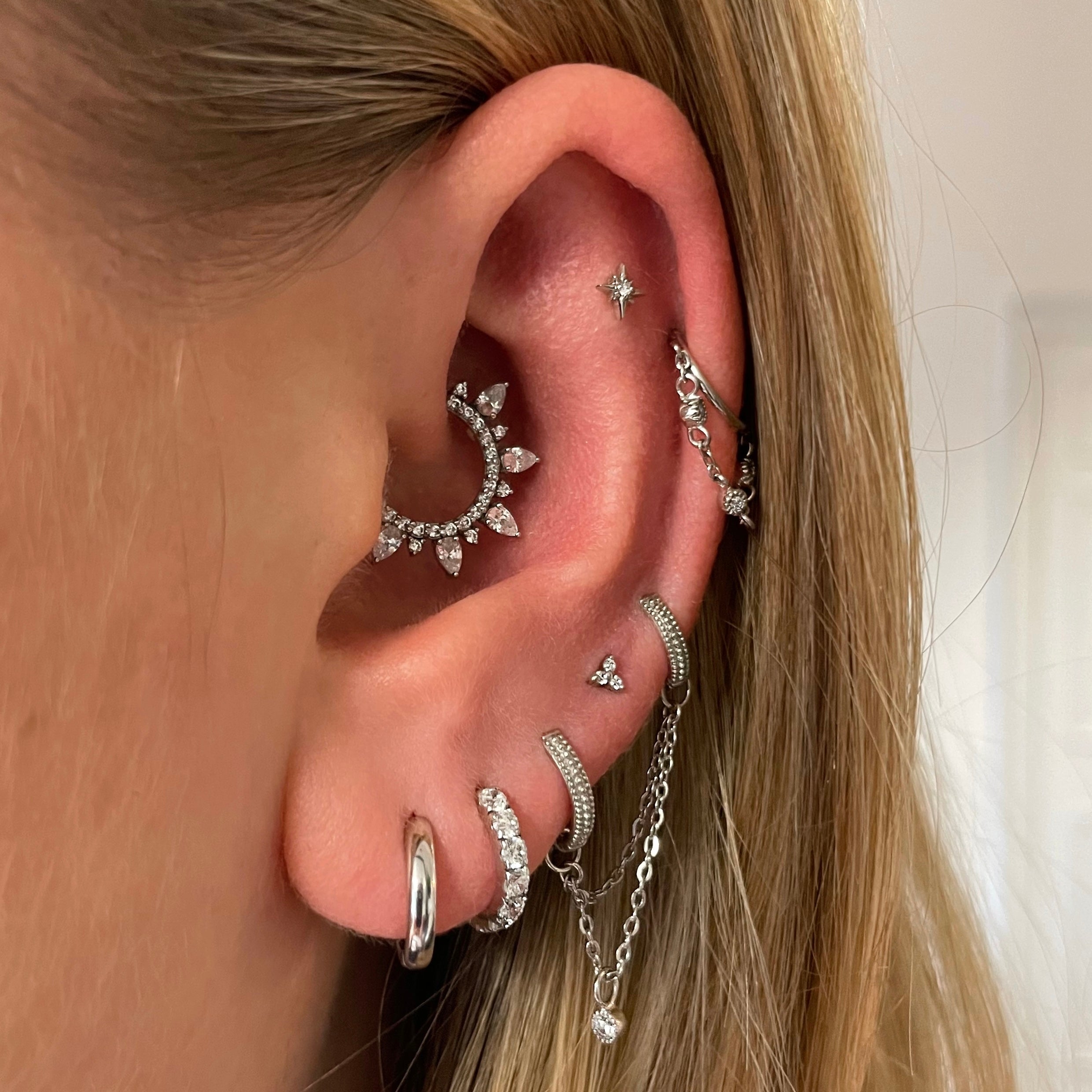 Daith ear piercing deals