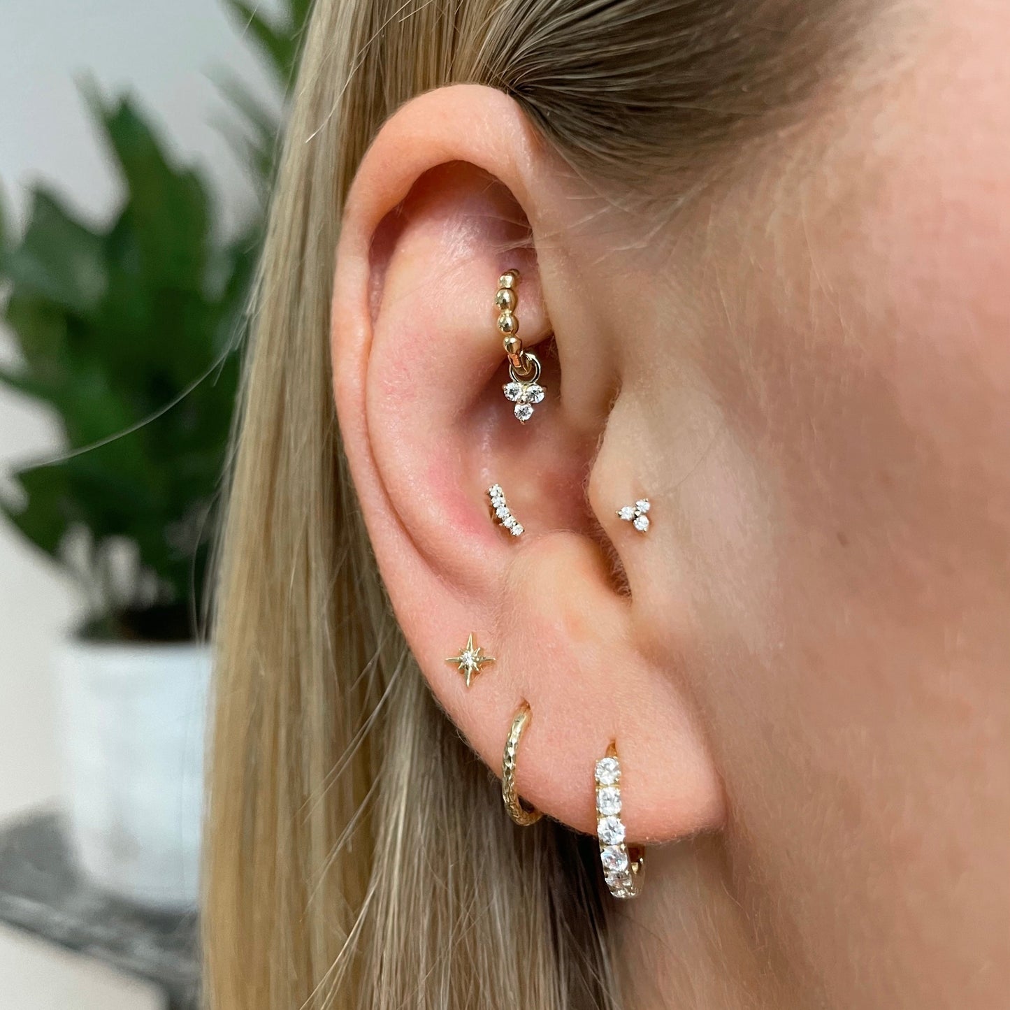 14k solid yellow gold North Star flat back labret stud earring 8mm Cartilage Studs Laura Bond Maria Tash astrid miyu