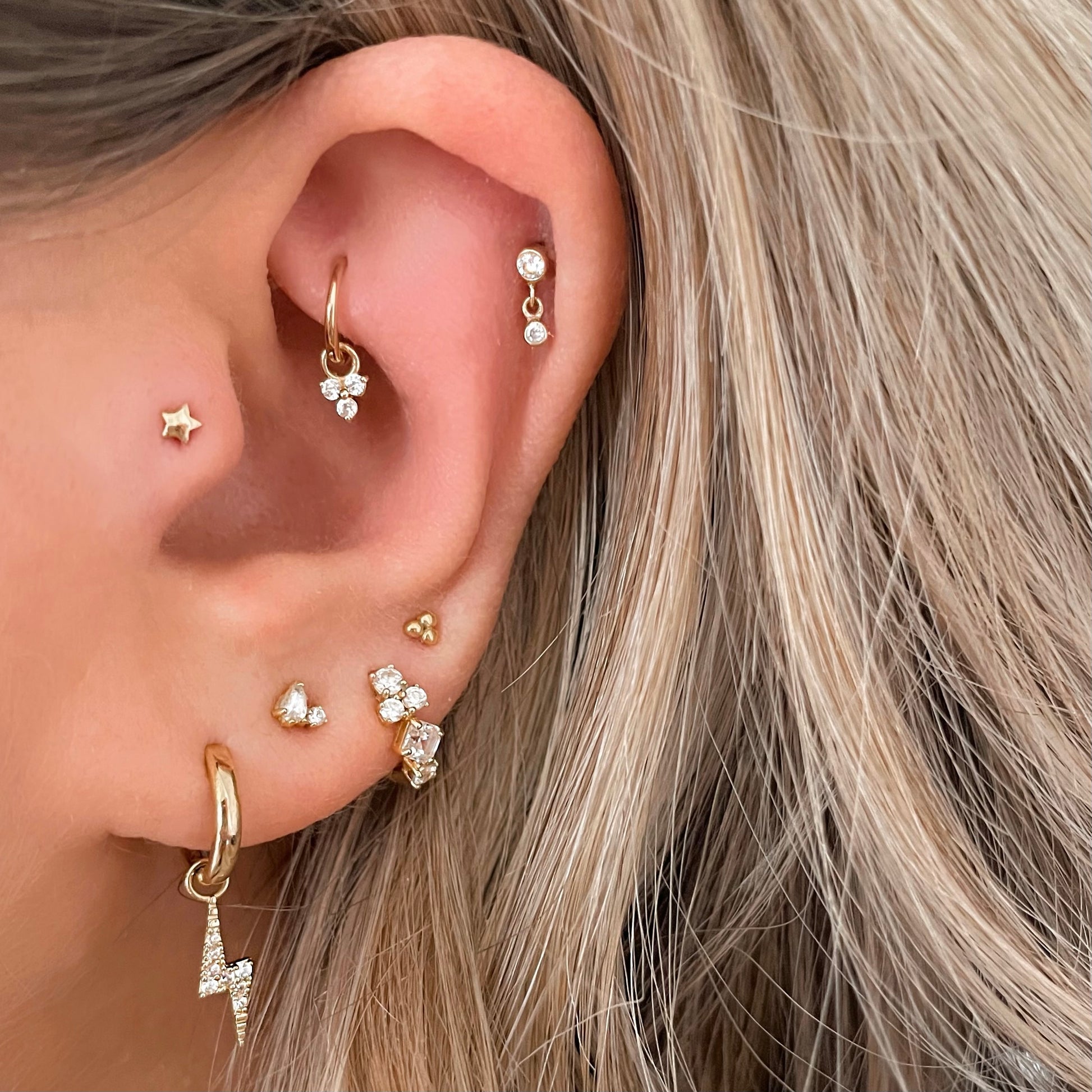 9k solid yellow gold tiny star flat back labret stud - LAURA BOND jewellery