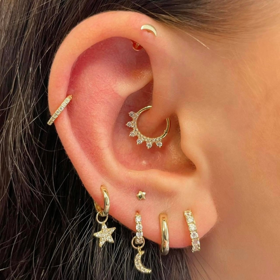 9k solid yellow gold tiny star flat back labret stud - LAURA BOND jewellery